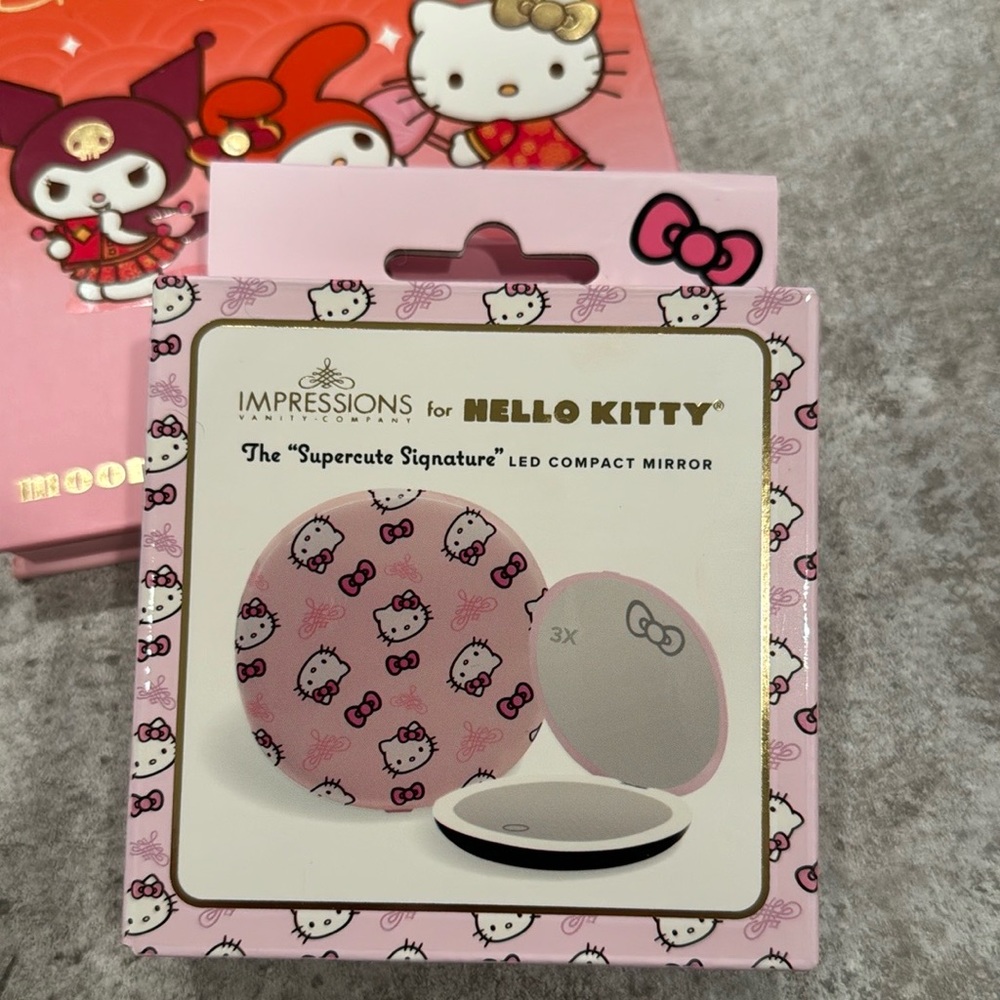 Impressions Vanity x Hello Kitty LED Light Compact Mirror